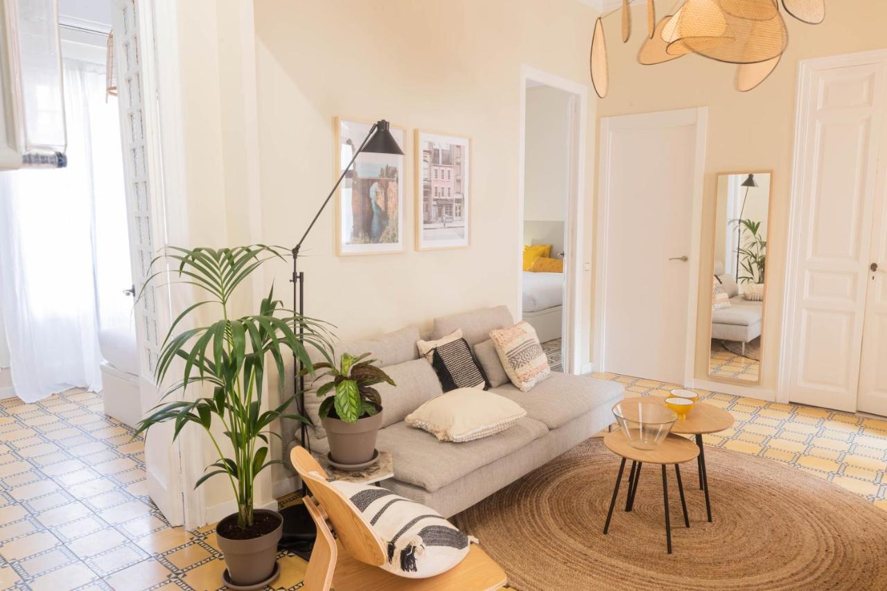 Aticco Living Gracia - Apartments Rooftop Barcelona Eksteriør bilde